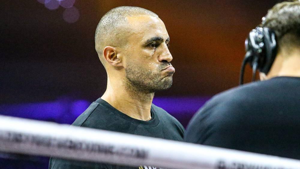 أمسية "غلوري"/ بدر هاري ينهزم أمام خصمه الهولندي أليستر أوفريم ويفشل في تحقيق انتصاره الأول منذ 7 سنوات