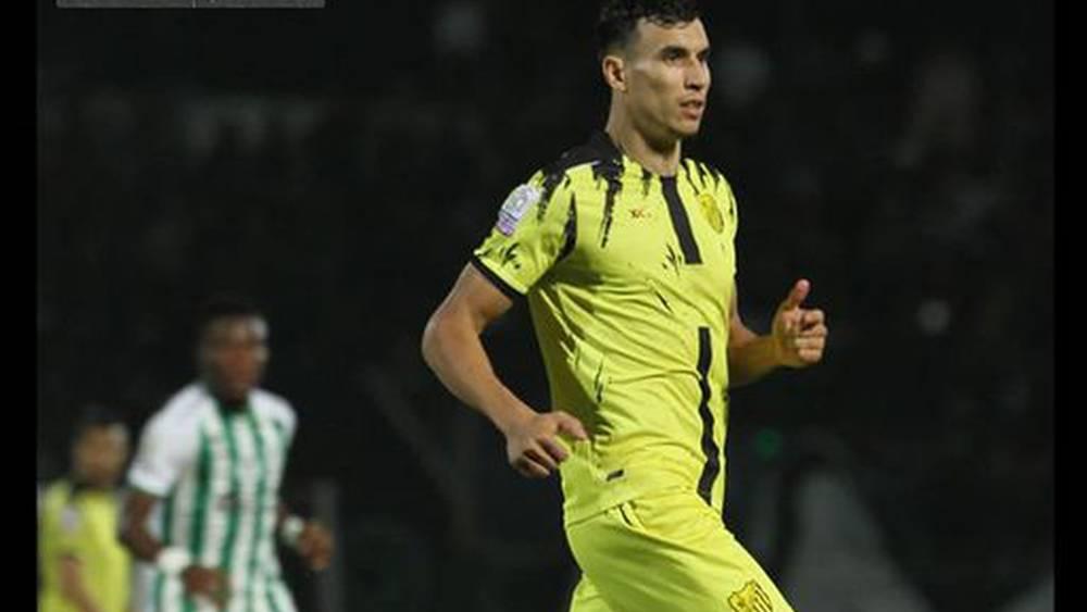 المغرب الفاسي يجبر الدفاع الحسني الجديدي على التعادل (2-2)