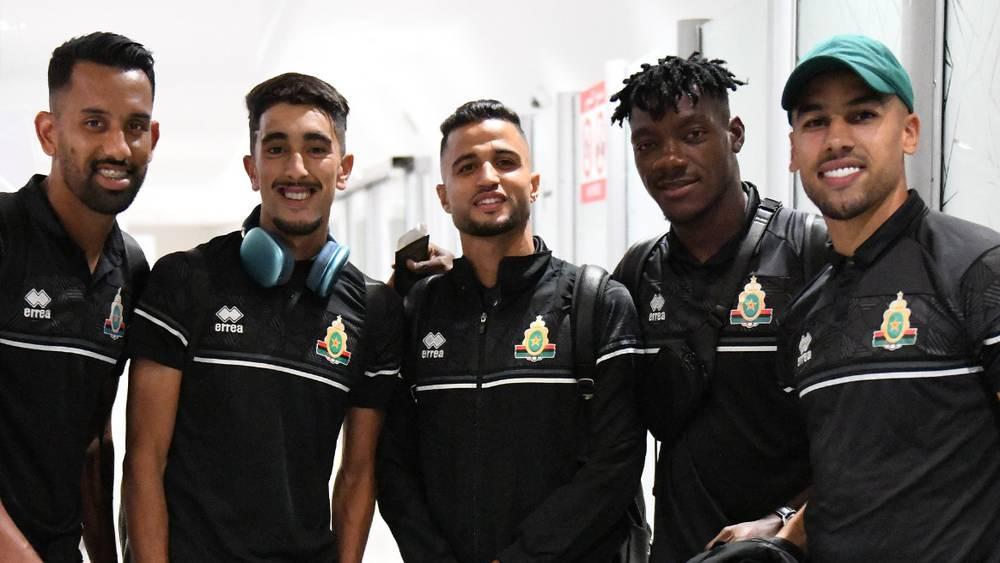 بعثة الجيش الملكي تصل إلى غينيا وتُجري حصتيْن تدريبيتيْن قبل ملاقاة أشانتي غولدن بويز