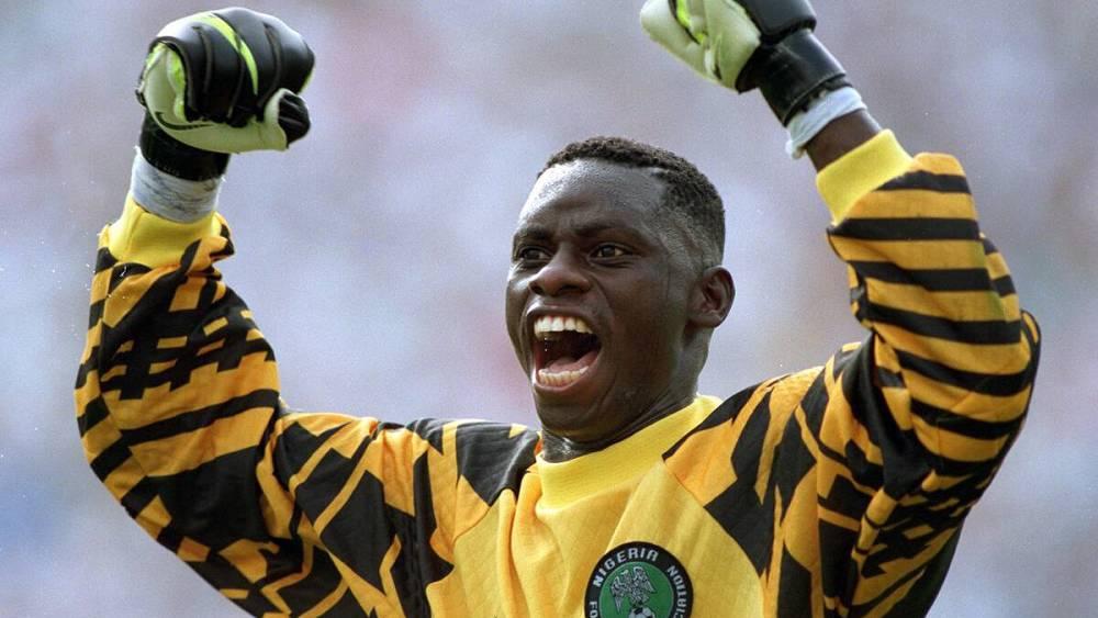 الدولي النيجيري السابق دوسو: "الأندية النيجيرية بإمكانها التأهل إذا تجنبت استقبال هدف مبكر أمام الوداد ونهضة بركان"