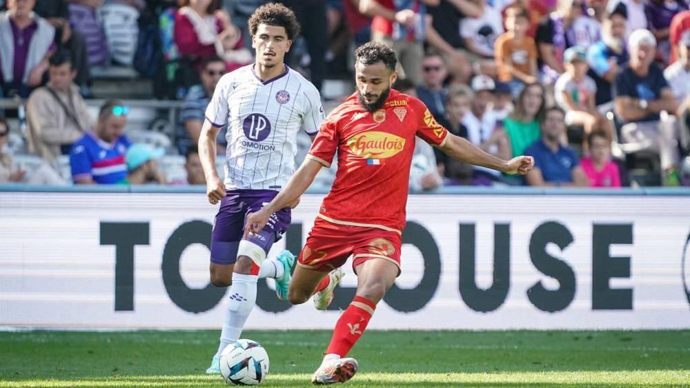 بحضور بوفال وأوناحي وأبو خلال.. تولوز يحقق انتصاره الرابع في "الليغ 1" على حساب أنجيه والأخير يتلقى هزيمته السابعة هذا الموسم