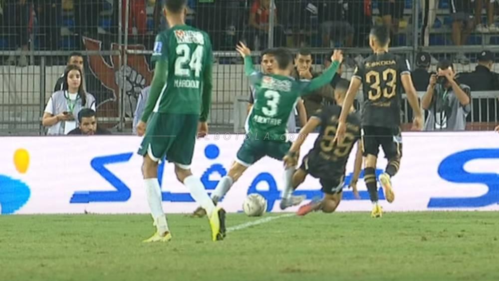 يحيى حدقة: "ضربة جزاء الرجاء صحيحة لأن العرقلة وقعت فوق خط مربع العمليات ومديرية التحكيم أيدت قرار الحكم بوسليم"