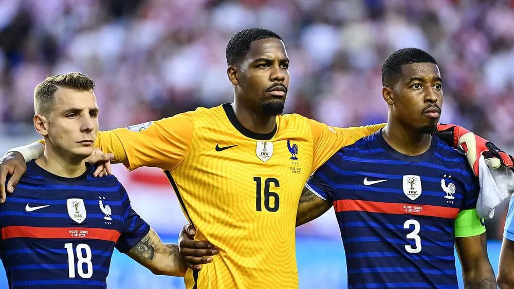 الإصابة تبعد ماينان "الحارس الثاني" لمنتخب فرنسا عن المونديال