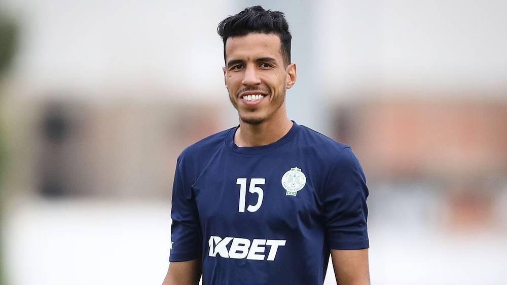 حركاس حاضر رفقة الرجاء في مباراة الديربي أمام الوداد