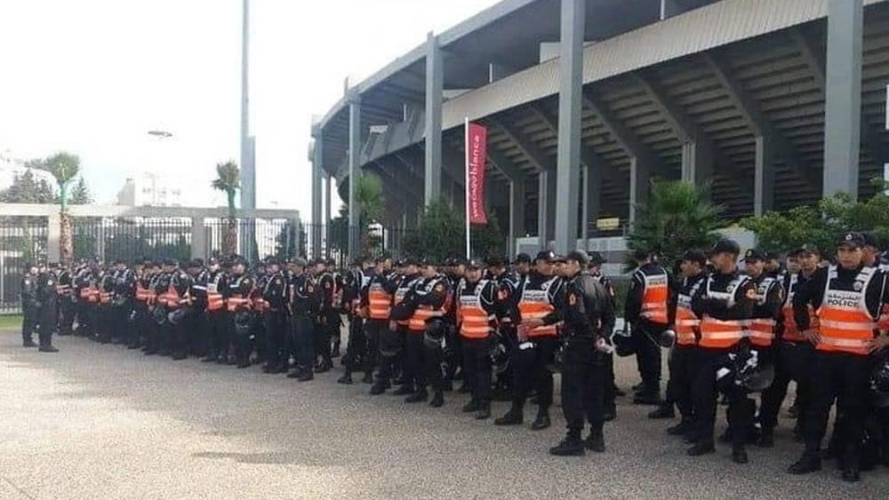 تعزيزات أمنية كبيرة بملعب محمد الخامس قبل انطلاق مباراة "الديربي" بين الوداد والرجاء
