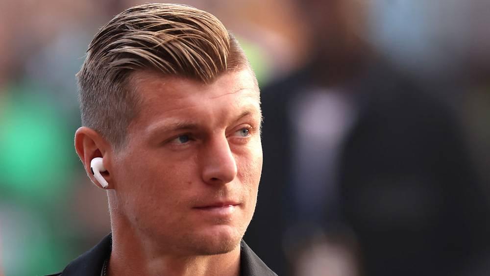 إدارة ريال مدريد تبذل كل ما في وسعها لإثناء توني كروس عن الاعتزال بنهاية الموسم الحالي