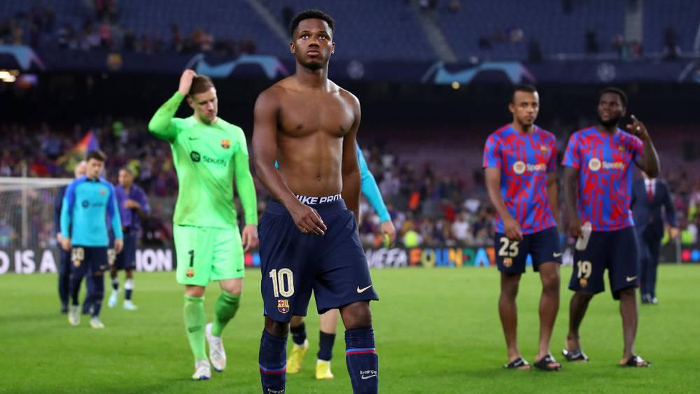 أنسو فاتي يُلوح مرة أخرى بالرحيل عن برشلونة ويُخبر وكيل أعماله بالتحرك