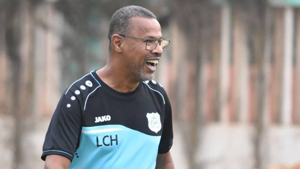 لسعد الشابي: "كرة القدم لم تعد بأقدمية اللاعبين بل بمن سيجني ثماره داخل الملعب والدفاع هو الفريق الوحيد في البطولة الذي يسجل في كل مقابلة"