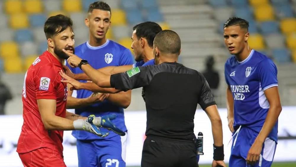 اتحاد طنجة يستنكر القرارات التحكيمية لرضوان جيد ومنصف الزين العلوي في مباراة المغرب الفاسي ويؤكد عزمه اتخاذ الإجراءات القانونية المناسبة