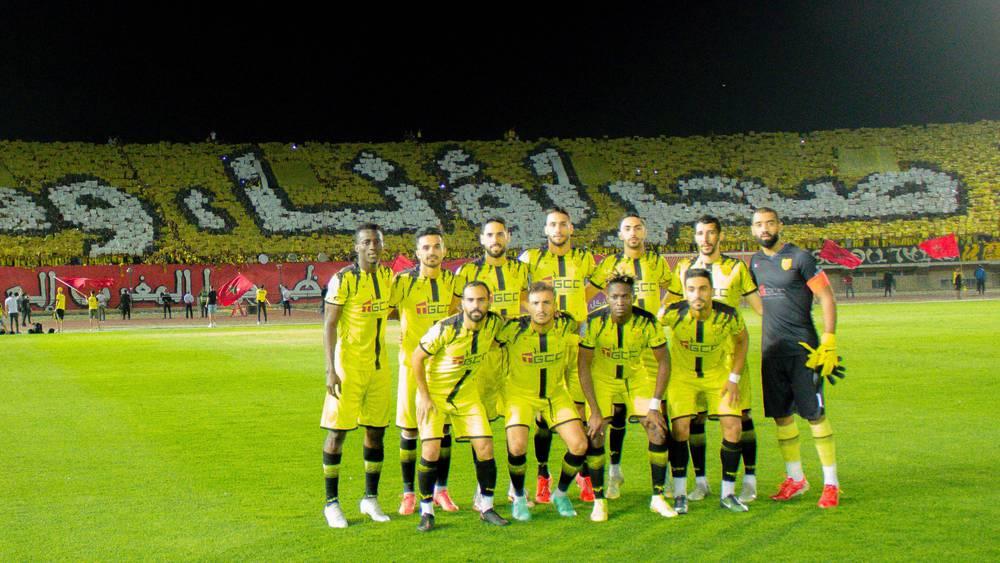 إدارة "الماص" ترضخ لضغوطات الجماهير وتُخفّض ثمن تذاكر مباراة مولودية وجدة من 40 إلى 30 درهما