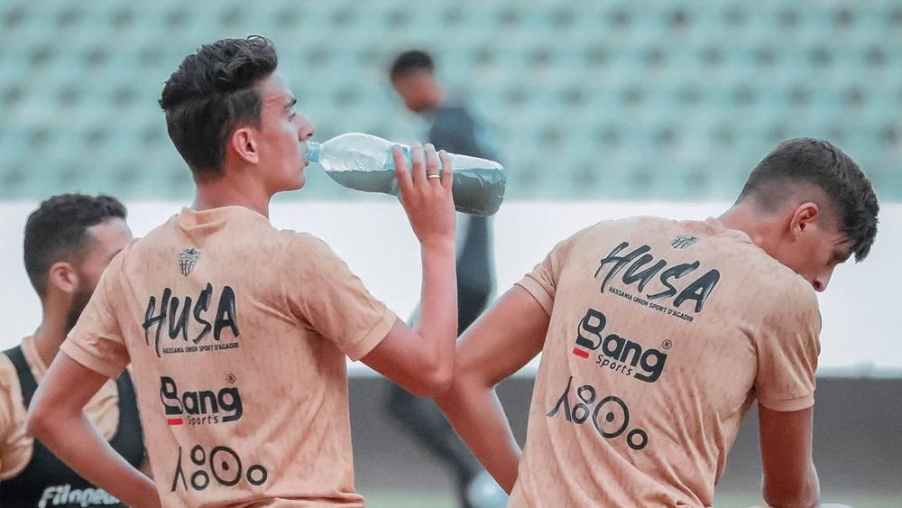 باكيتا يمنح لاعبي حسنية أكادير إجازة تمتد لـ12 يوماً قبل استئناف التداريب يوم 17 نونبر