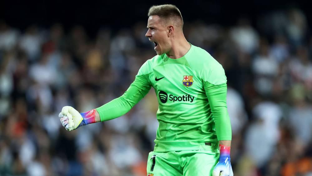11 مباراة بشباك نظيفة.. تير شتيجن يمر بأفضل مواسمه مع برشلونة