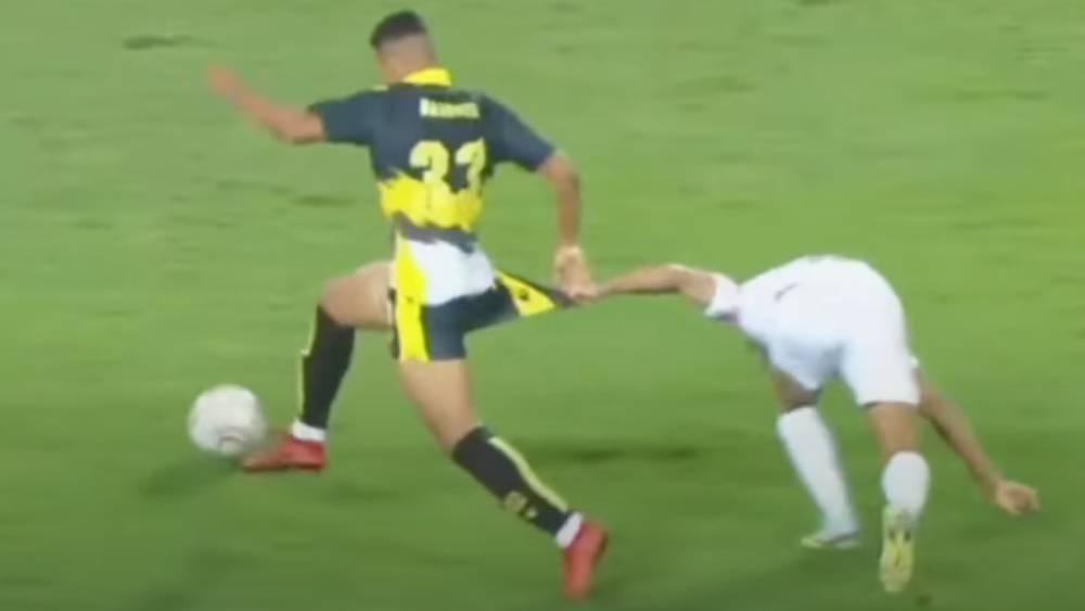 مديرية التحكيم: "الحكم جيد لم يطرد عطية الله لأن اللقطة وقعت بعيدة عن مرمى الخصم"