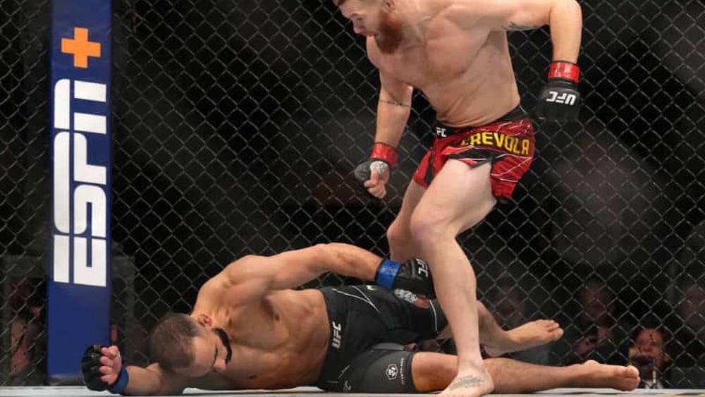 MMA - Ottman Azaitar battu par KO