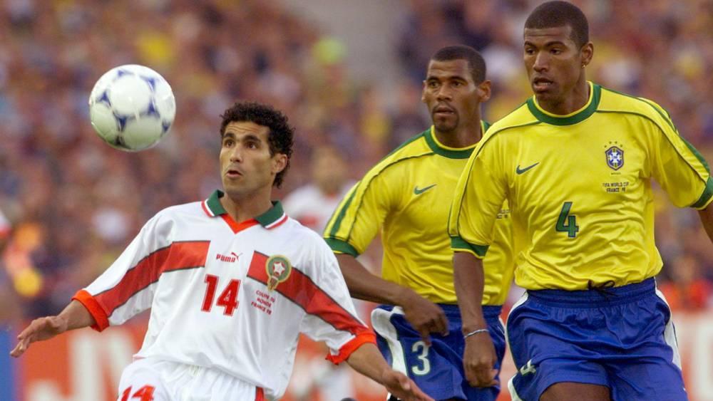 إحصائيات من مشاركات المغرب الخمس في كأس العالم.. "الأسود" سجلوا 14 هدفا في 5 نسخ وتلقب شباكهم 22 هدفا ومونديال فرنسا الأبرز من الناحية التهديفية