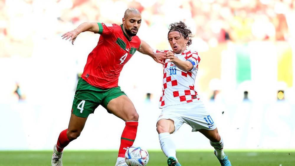 أمرابط بخصوص تأخره عن بداية الشوط الثاني: "أحدهم وضع فوطته على واقي الساق وكنت أبحث عنه دون أن أعلم أن رفاقي ذهبوا للملعب"