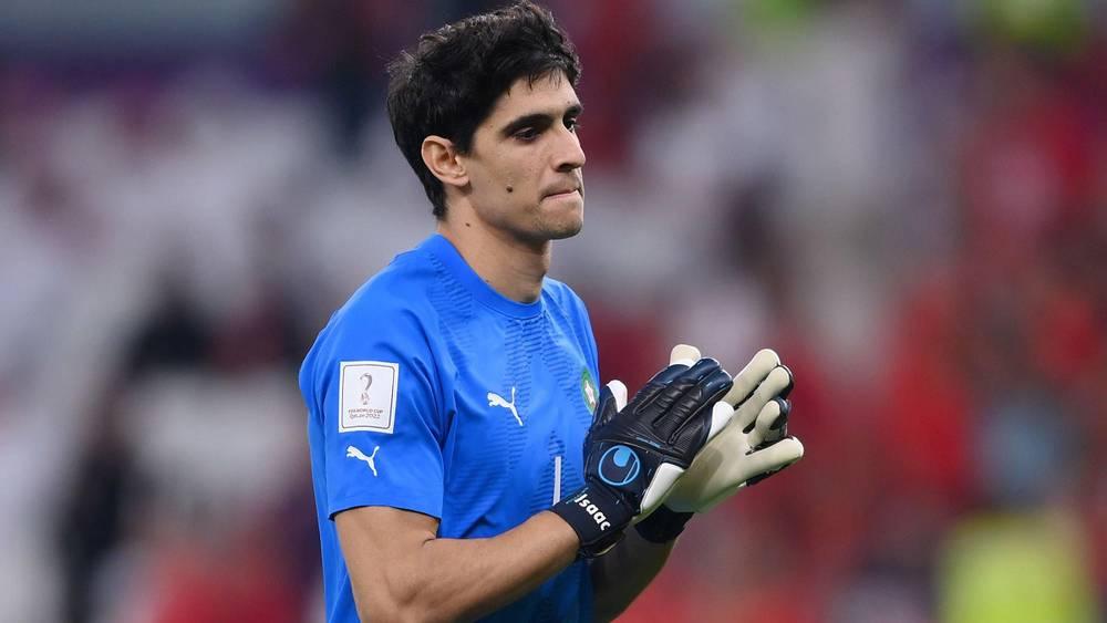 بونو: "جِينا المونديال بَاش نبدلو العْقلِية ونْساو العُقدة واللاعب المَغربي بْيّْن أنه قَادر يْنافس أَي وَاحد"