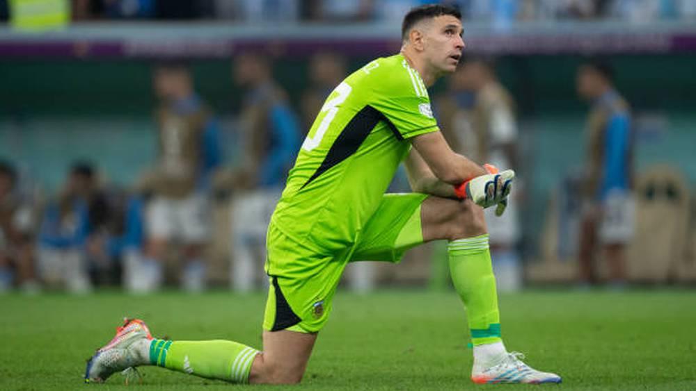 مارتينيز (حارس الأرجنتين): "لا يهمنا خصمنا في النهائي.. المغرب وفرنسا منتخبان مختلفان لكنهما قويان للغاية"