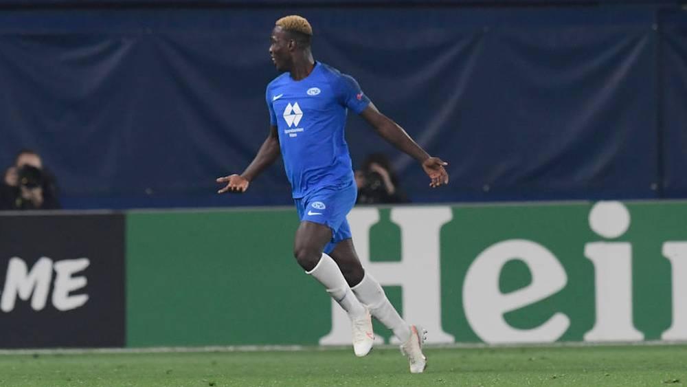 رسميًا/ تشيلسي يُعلن تعاقده مع الموهبة الإيفوارية "ديفيد فوفانا" بـ10 ملايين يورو