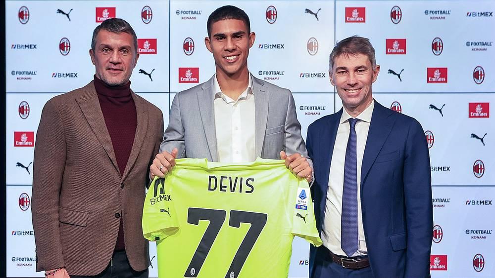 رسميًا/ ميلان يضم حارس المرمى الكولومبي "ديفيز فاسكيز" قادمًا من الدوري الباراغوياني