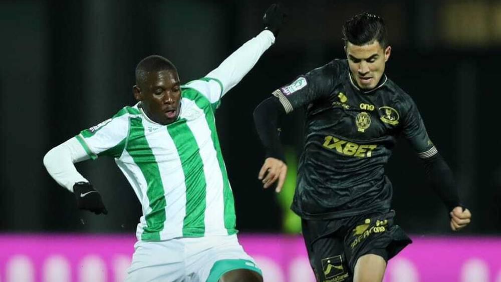 أولمبيك خريبكة والرجاء الرياضي يتعادلان بدون أهداف