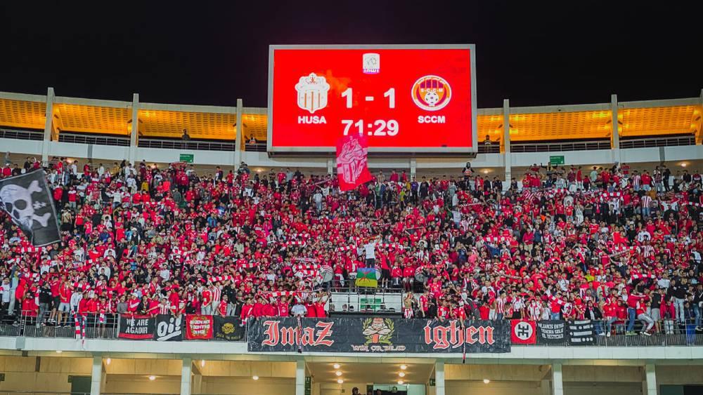 فصيل "إيمازيغن" يطالب برحيل رئيس الحسنية سيدينو ونائبه أمين ضور