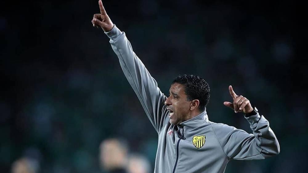 شكيليط بعد الخسارة أمام الجيش الملكي: "انهزمنا أمام المتصدر وصاحب أفضل مجموعة في البطولة الاحترافية"