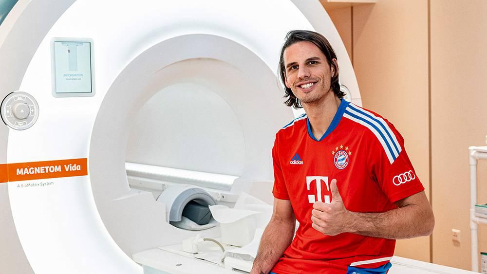 رسميا/ بايرن ميونيخ يضم "يان سومر" لتعويض "الغياب الطويل" للحارس نوير