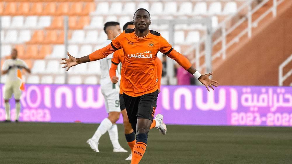 نهضة بركان يطيح بالدفاع الحسني الجديدي (1-0) ويوقف سلسلة انتصاراته الأخيرة