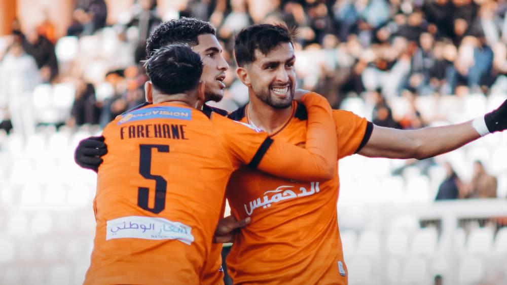 كأس العرش/ نهضة بركان وأولمبيك خريبكة يتأهلان إلى دور الثمن بعد التغلب على اتحاد الخميسات (3-0) وأمل تيزنيت (2-1)