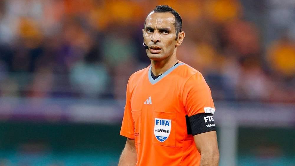 مونديال الأندية/ الحكم الجزائري مصطفى غربال يُدير مباراة الترتيب بين الأهلي المصري وفلامينغو البرازيلي