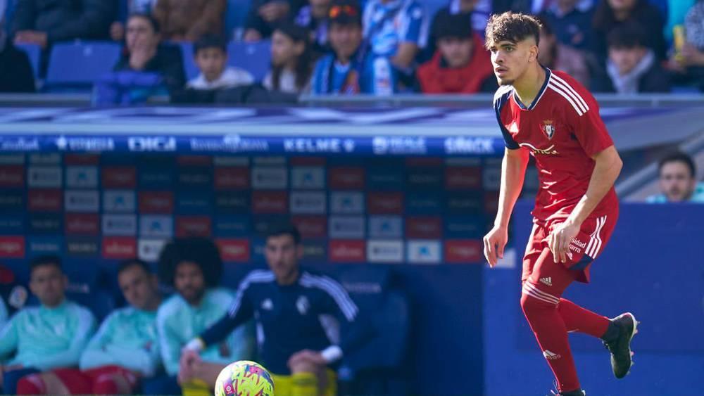 تقارير/ تشيلسي مُهتم بخدمات الجناح المغربي عبد الصمد الزلزولي