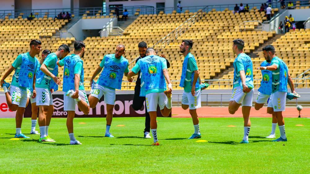 إدارة شبيبة القبائل تخصص منحة 40 مليون سنتيم جزائري للاعبي فريقها (قرابة 30 ألف درهم مغربي) في حال الفوز على الوداد