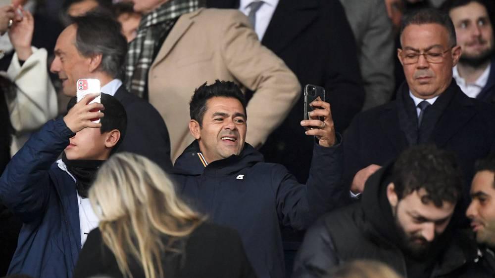 لقجع حَضَر مباراة سان جيرمان وبايرن ميونيخ من مدرجات ملعب "حديقة الأمراء"