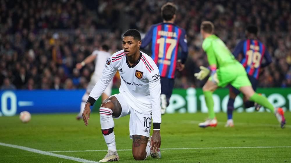 برشلونة يتعادل مع ضيفه مانشستر يونايتد (2-2) في ذهاب دور خروج المغلوب للدوري الأوروبي