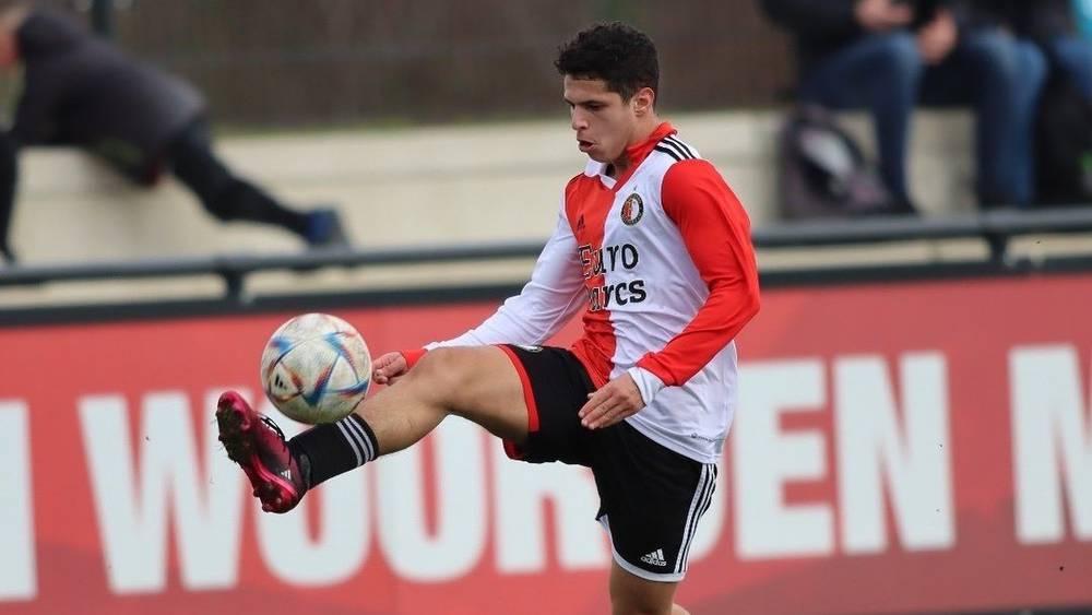 لاعب فينورد أيوب وارغي (15 سنة) يختار تمثيل المغرب على حساب هولندا