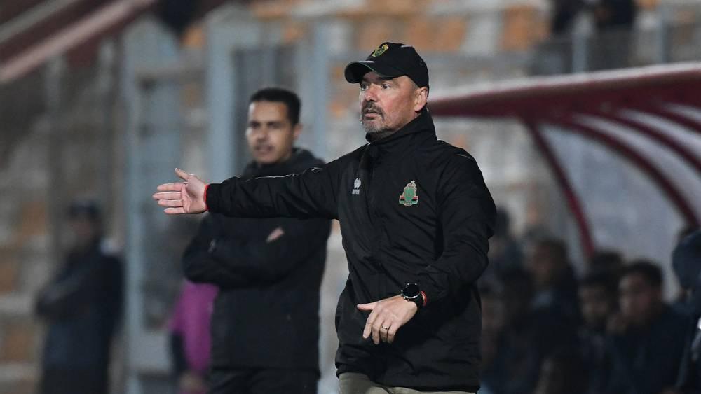 دا كروز يستدعي 21 لاعبا من بينهم عبد الفتاح حدراف والنفاتي لمواجهة الدفاع الحسني الجديدي