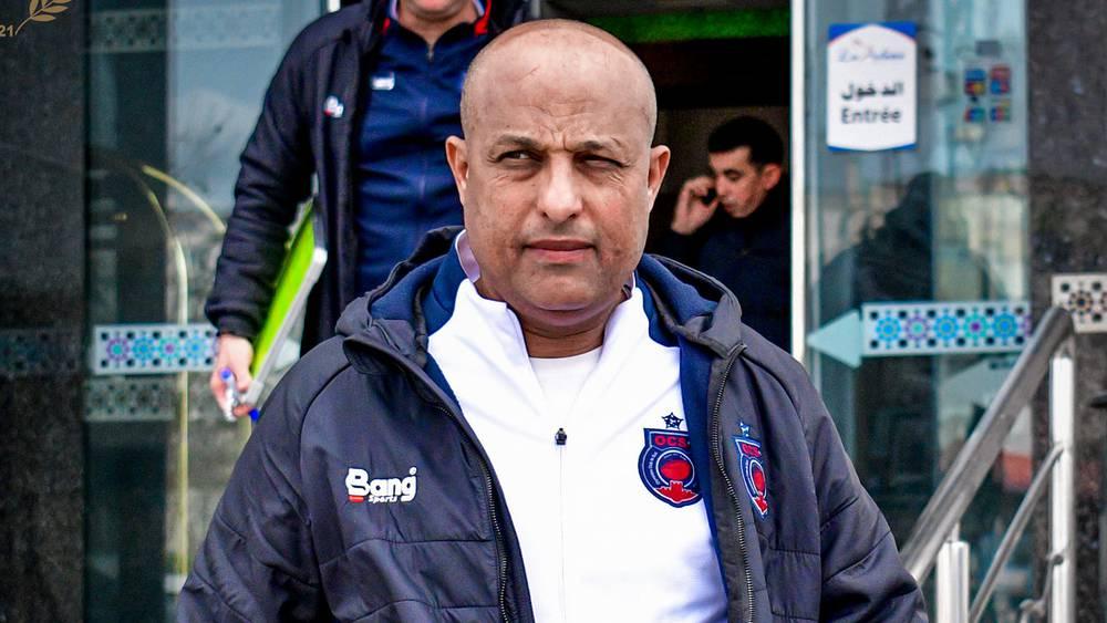 طارق مصطفى: "من يتابع أولمبيك آسفي سيعرف أن مستوى الفريق لم يتراجع"