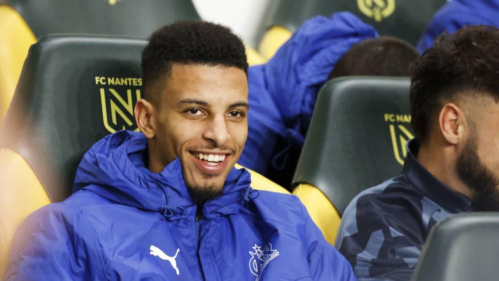 "الليغ1"/ أوناحي احتياطي في مباراة الليلة بين مارسيليا ورين