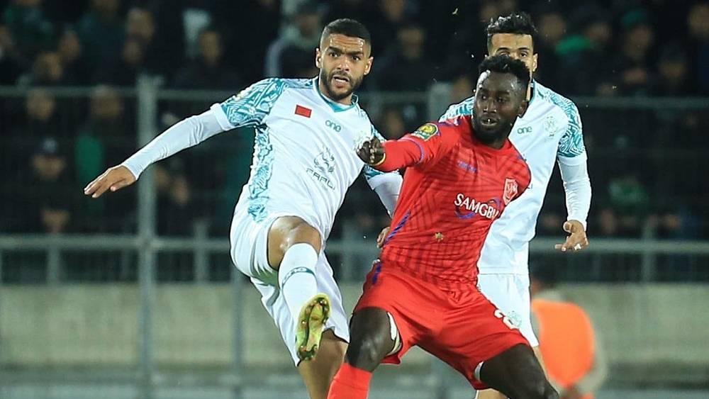 مقدم يؤكد تعرضه لإصابة في مباراة حوريا الغيني ويوضح: "عرضت إصابتي على الجهاز الطبي للرجاء والآن أخضع للعلاج"