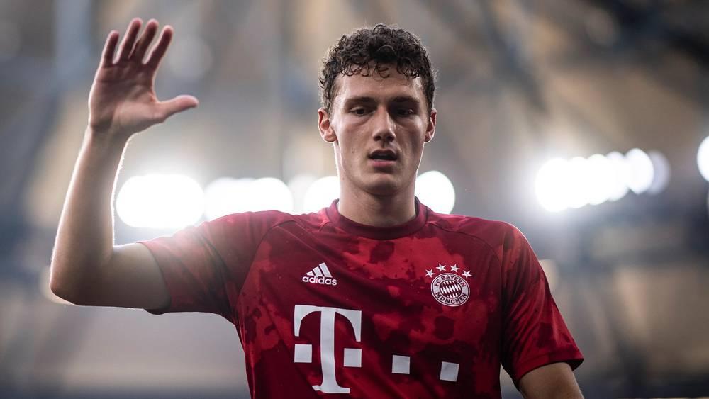 بافارد يمثل أمام المحكمة بتهمة "السياقة في حالة سكر" ويواجه غرامة مالية بأزيد من مليون يورو!