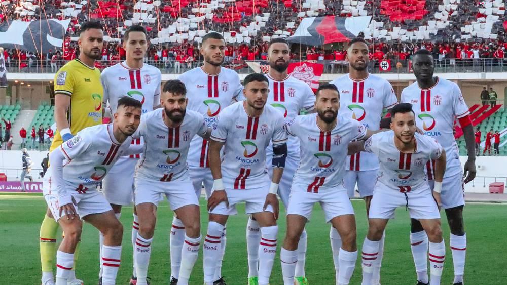 تشكيلة حسنية أكادير الرسمية لملاقاة الرجاء.. الجرباوي في حراسة المرمى وميهري وقايدي ضمن خط الهجوم