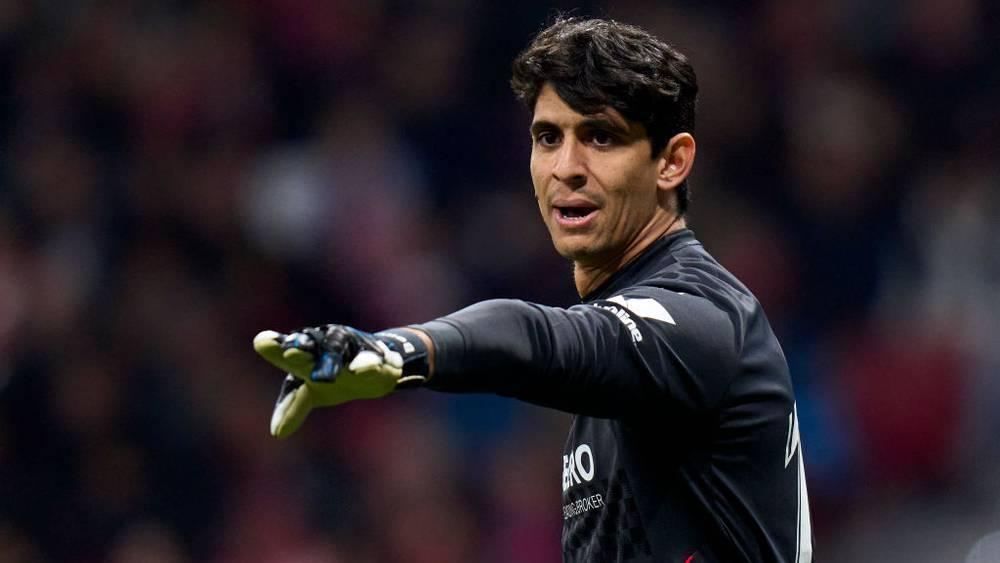 بونو يغادر المستشفى والفحوصات الطبية تستبعد تعرضه لأي نوع من المضاعفات