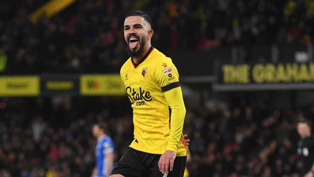 عمران لوزا يسجل أولى أهدافه بعد عودته من الإصابة ويساهم في فوز واتفورد على بيرمنغهام سيتي (3-0)