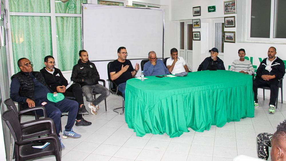 أولمبيك الدشيرة: "وضع حافلتنا رهن إشارة الرجاء الرياضي يدخل في إطار التعاون بين العديد من الأندية الوطنية"