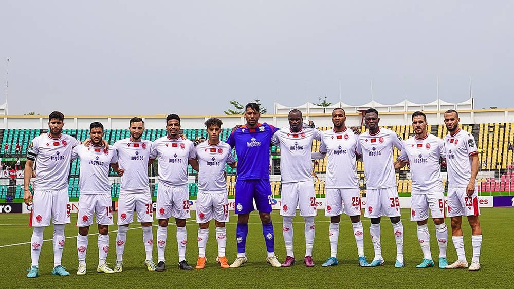 خاص/ عُطب في "رادار" الطائرة يُحوِّل وجهة رحلة الوداد إلى الغابون ولحظات عصيبة عاشها أفراد البعثة