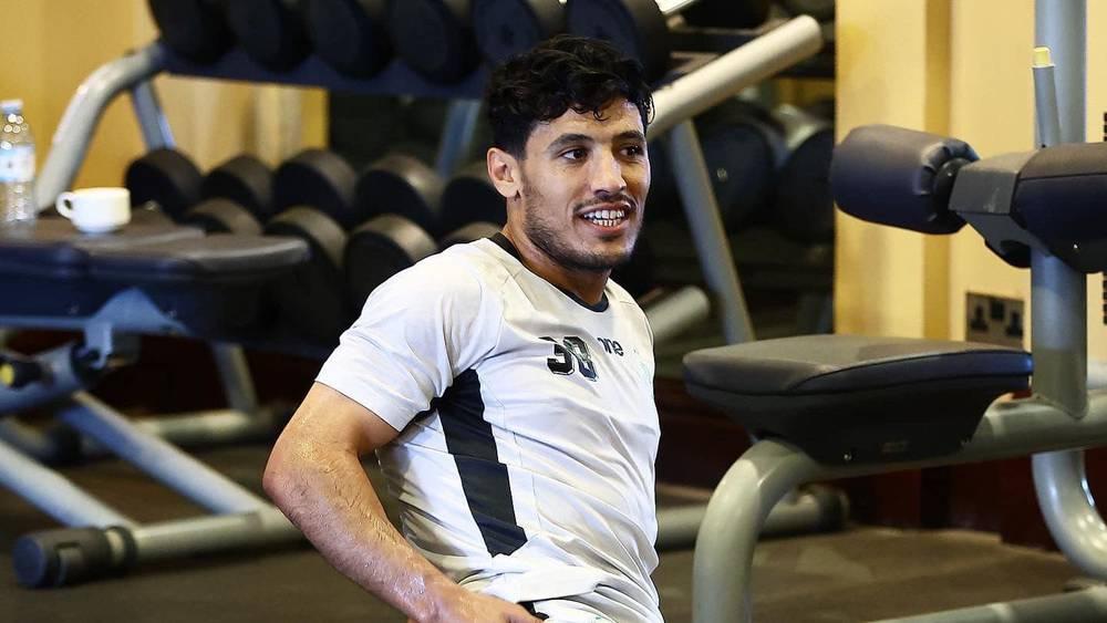 الرجاء الرياضي يُجري حصة تدريبية خفيفة في قاعة تقوية العضلات بأوغندا قبل العودة إلى المغرب