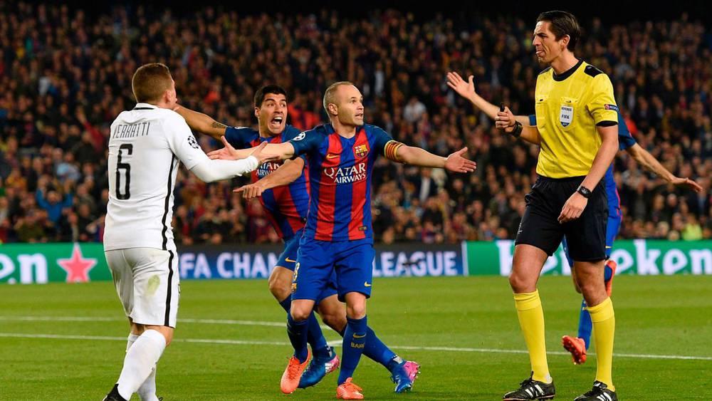 "قضية نيغريرا".. وثيقة تؤكد قيام الطاقم التحكيمي لمباراة "الريمونتادا" بين برشلونة وسان جيرمان بأخطاء لصالح "البارصا"