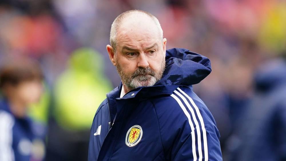 مدرب إسكتلندا: "يجب أن نكون منظمين ونتحلى بالصبر في مواجهة إسبانيا"