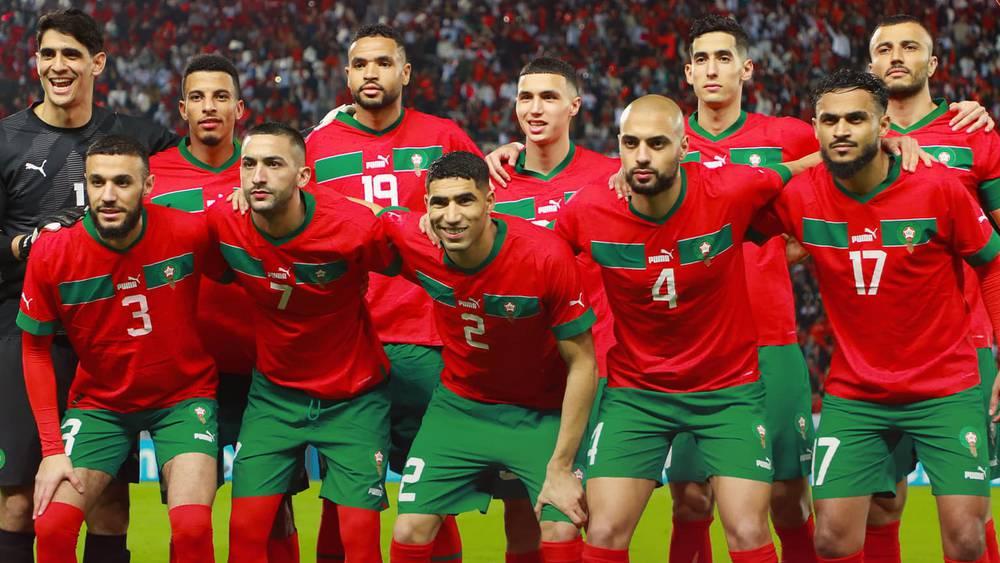 التشكيلة الرسمية للمنتخب المغربي أمام البيرو.. الركراكي يقرر الاعتماد على الزلزولي وعطية الله وأبوخلال منذ البداية